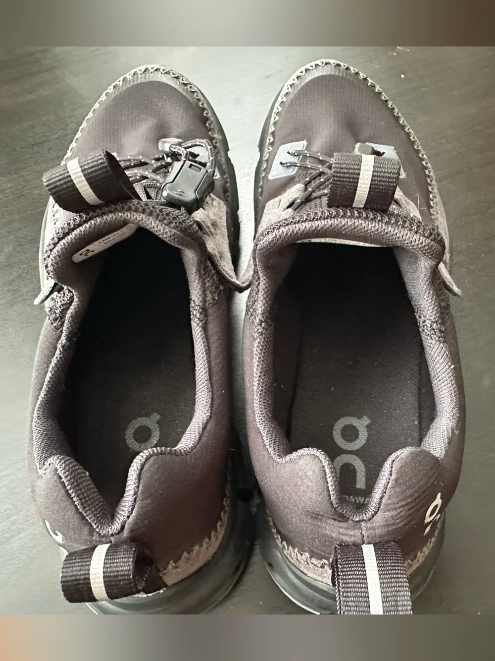 On Cloud Running women’s Black and Gray Trail Sneakers